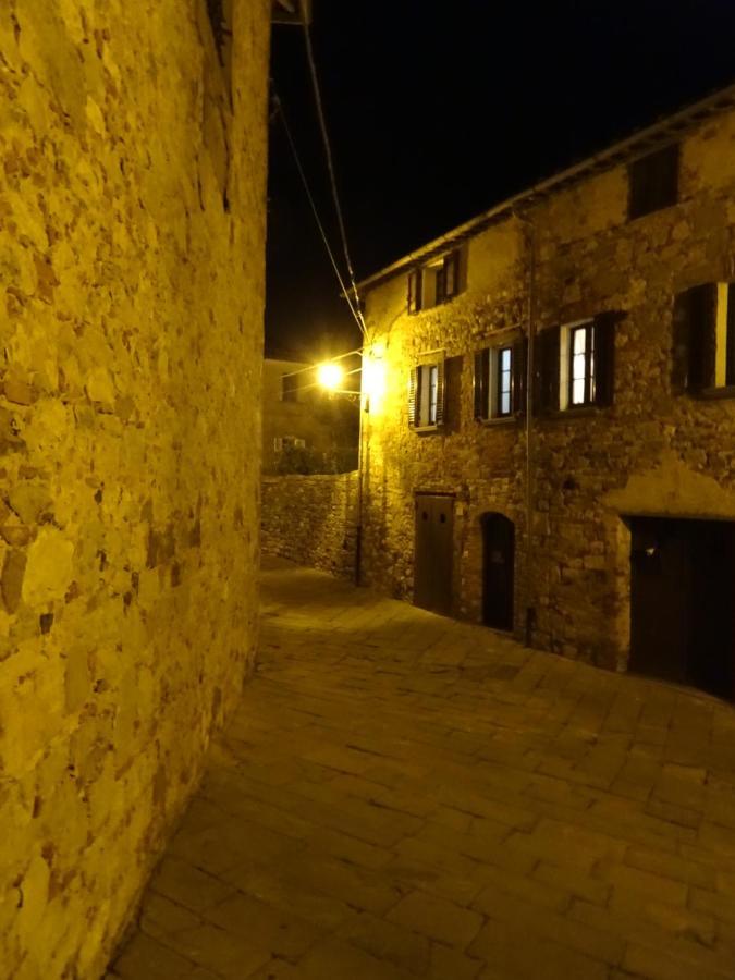 Lucignolo Apartment ลูชินญาโน ภายนอก รูปภาพ